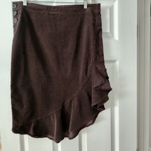 NWT ITALY Sisley corduroy brown flounce skirt size 44. MED.